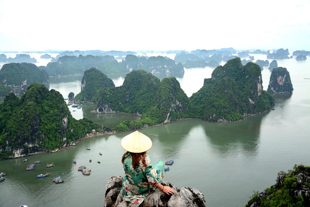 Que ver vietnam bahia halong 1